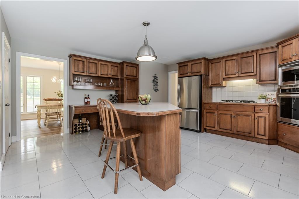 331 Lanark Street Property Photo 16