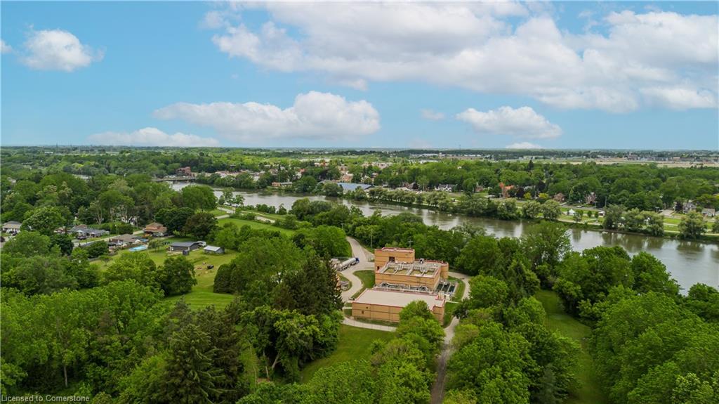 331 Lanark Street Property Photo 44