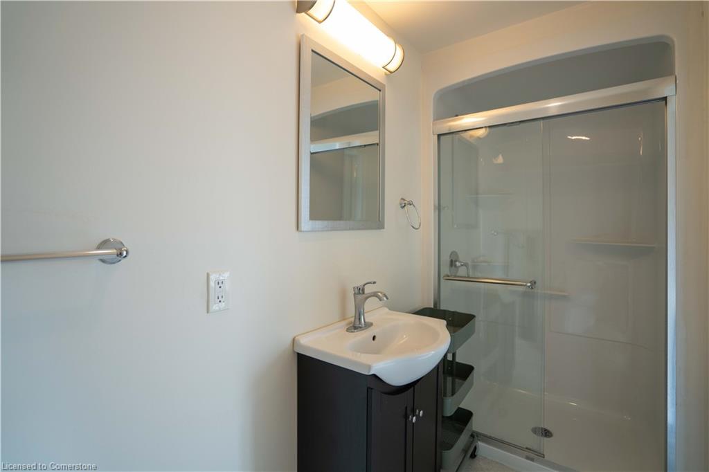 902-246 Lester Street Property Photo 19
