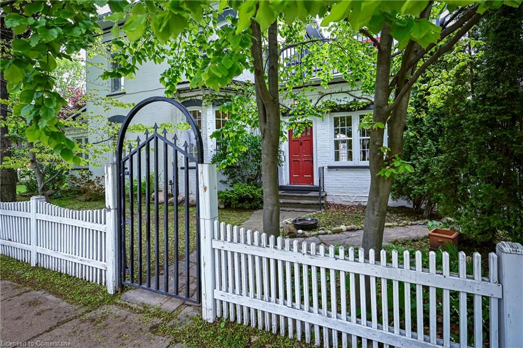 140 Lancaster Street Property Photo 17