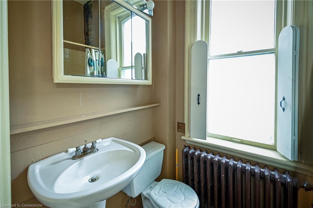 140 Lancaster Street Property Photo 22