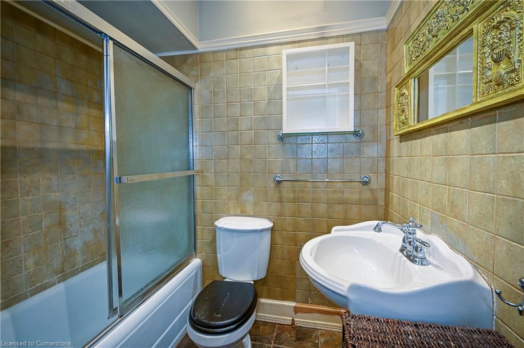 140 Lancaster Street Property Photo 24