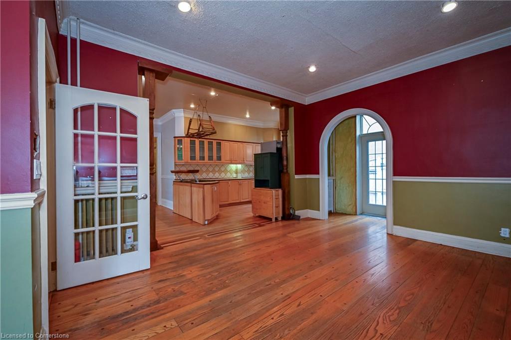 140 Lancaster Street Property Photo 29