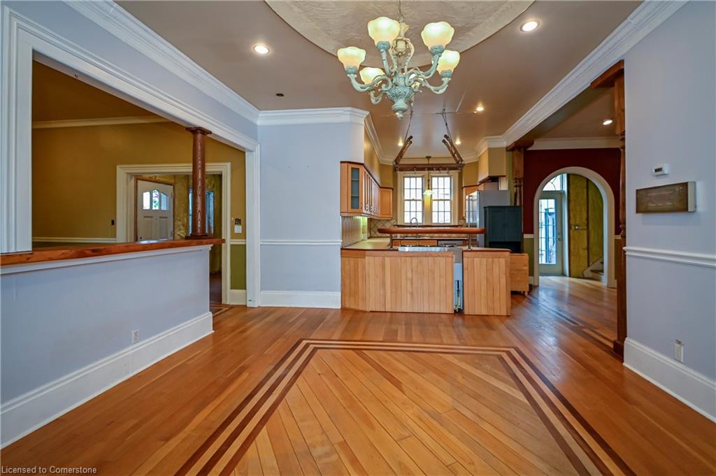 140 Lancaster Street Property Photo 35