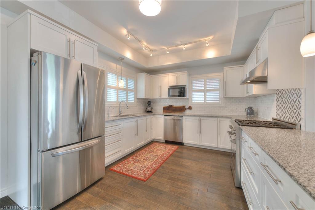 348 Louisa Street Property Photo 9