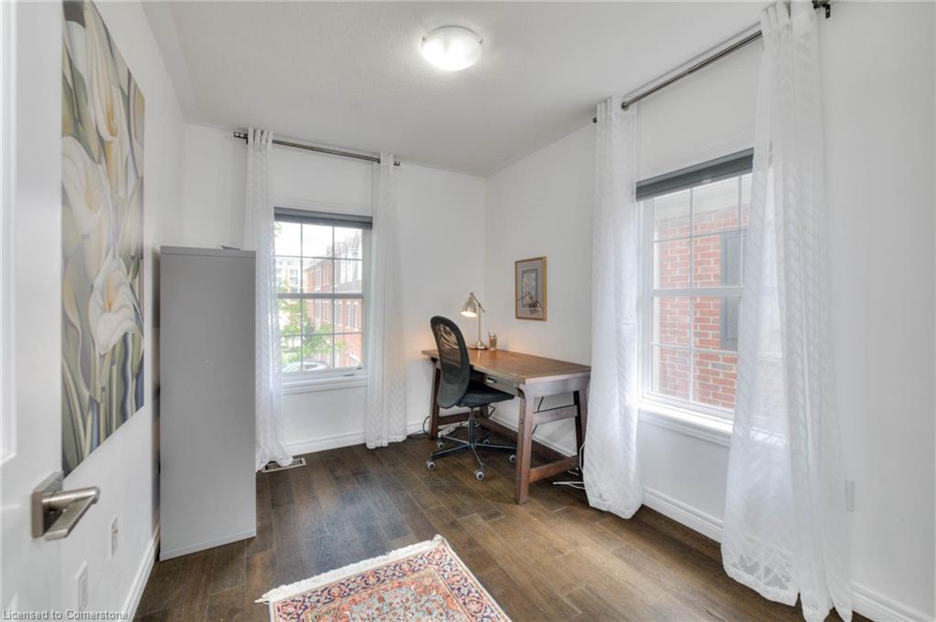 348 Louisa Street Property Photo 20