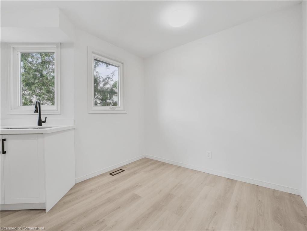 A-24 Bond Street Property Photo 16
