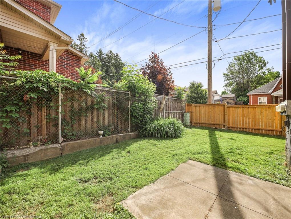 A-24 Bond Street Property Photo 37
