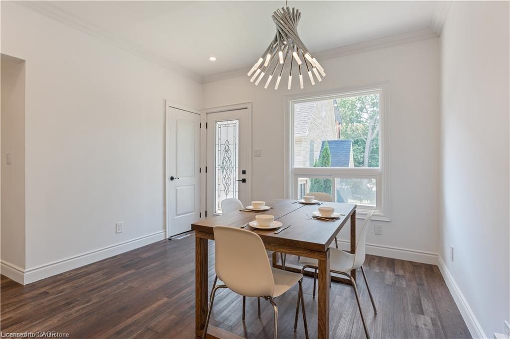 65 Broadway Street W Property Photo 18