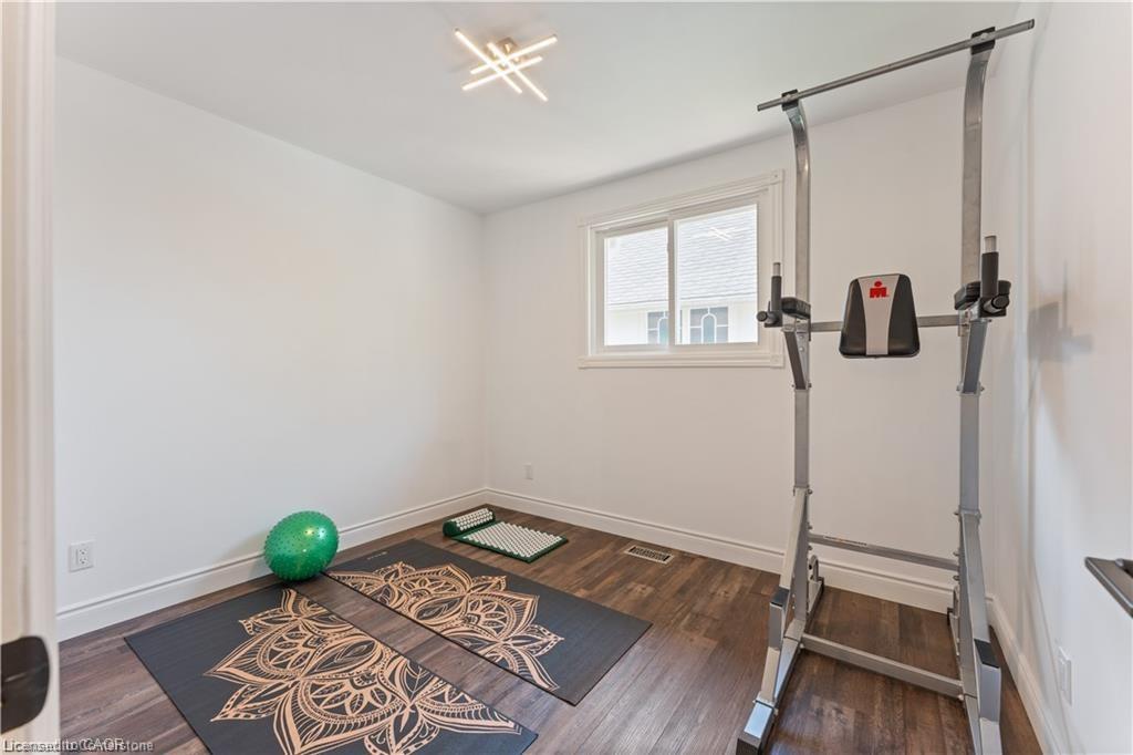 65 Broadway Street W Property Photo 26