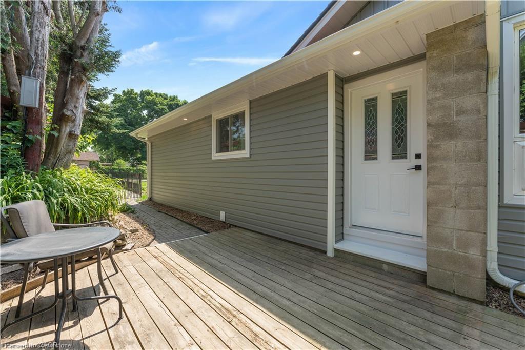 65 Broadway Street W Property Photo 30