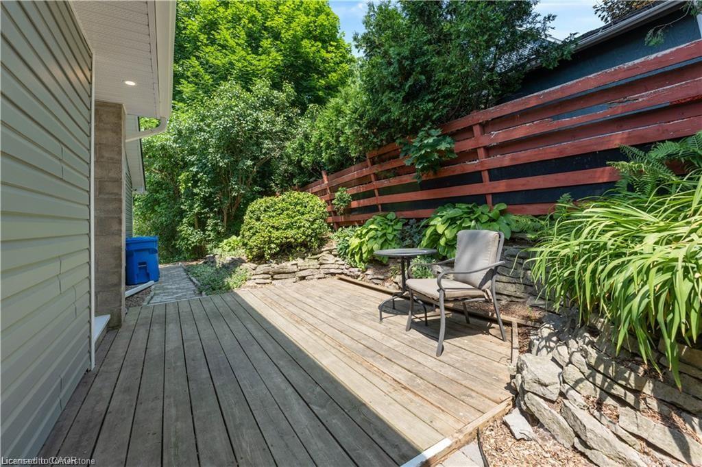 65 Broadway Street W Property Photo 31