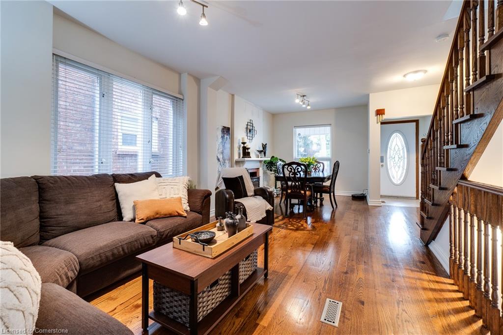 1315 Lansdowne Avenue Property Photo 8