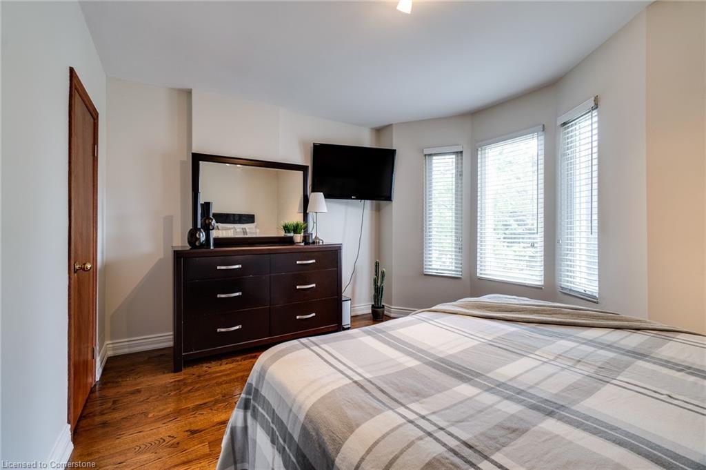 1315 Lansdowne Avenue Property Photo 23