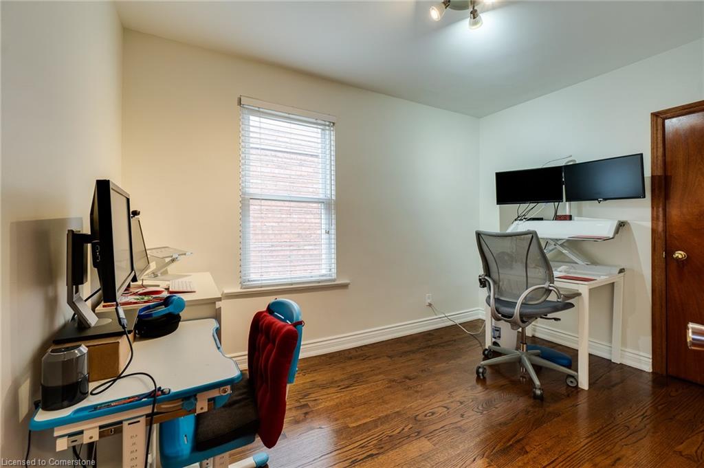 1315 Lansdowne Avenue Property Photo 24