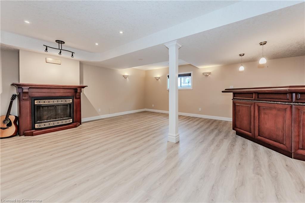 406 Woodrow Drive Property Photo 37