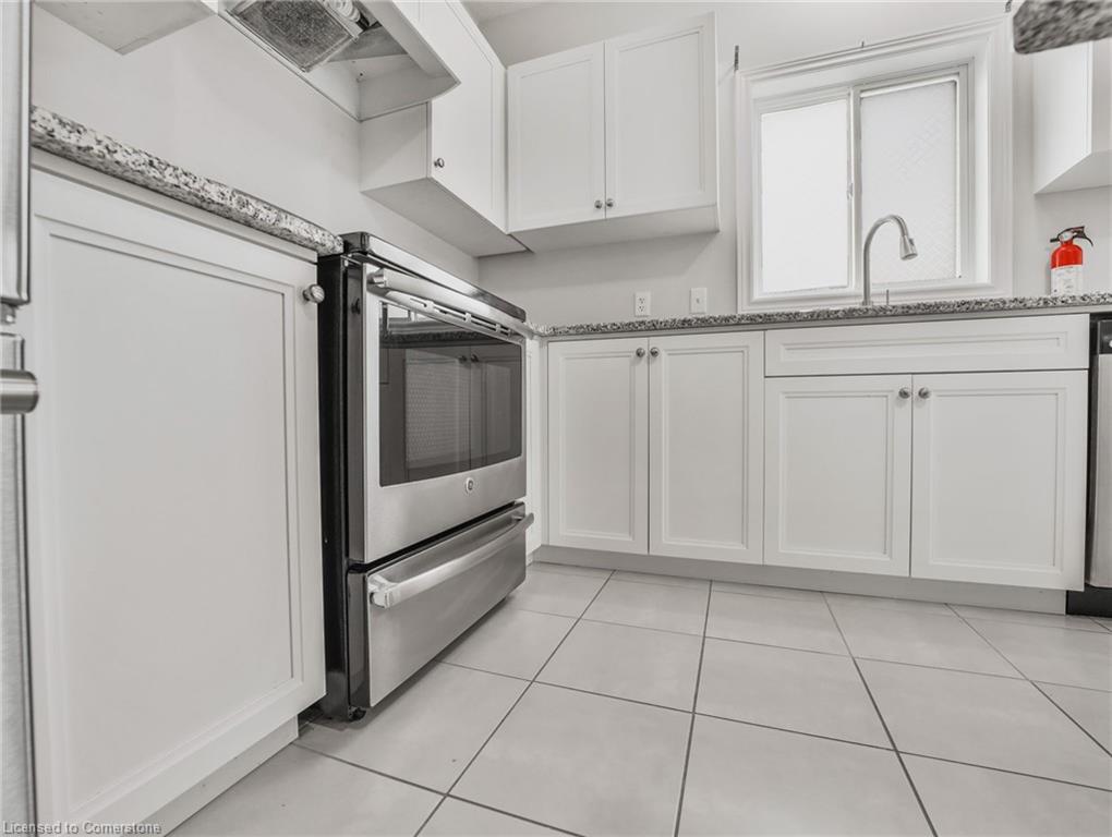 36 Sparrow Avenue Property Photo 12
