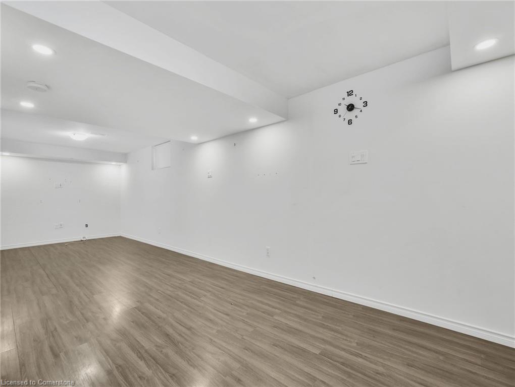 36 Sparrow Avenue Property Photo 31