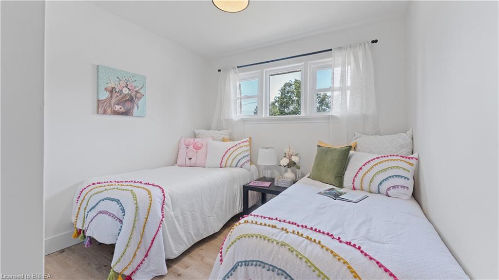 37 Rowanwood Avenue Property Photo 16