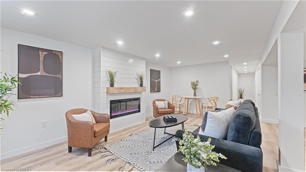 37 Rowanwood Avenue Property Photo 20