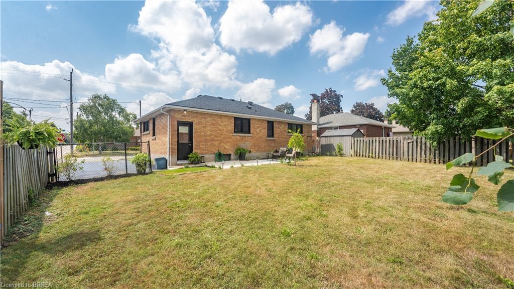 37 Rowanwood Avenue Property Photo 32
