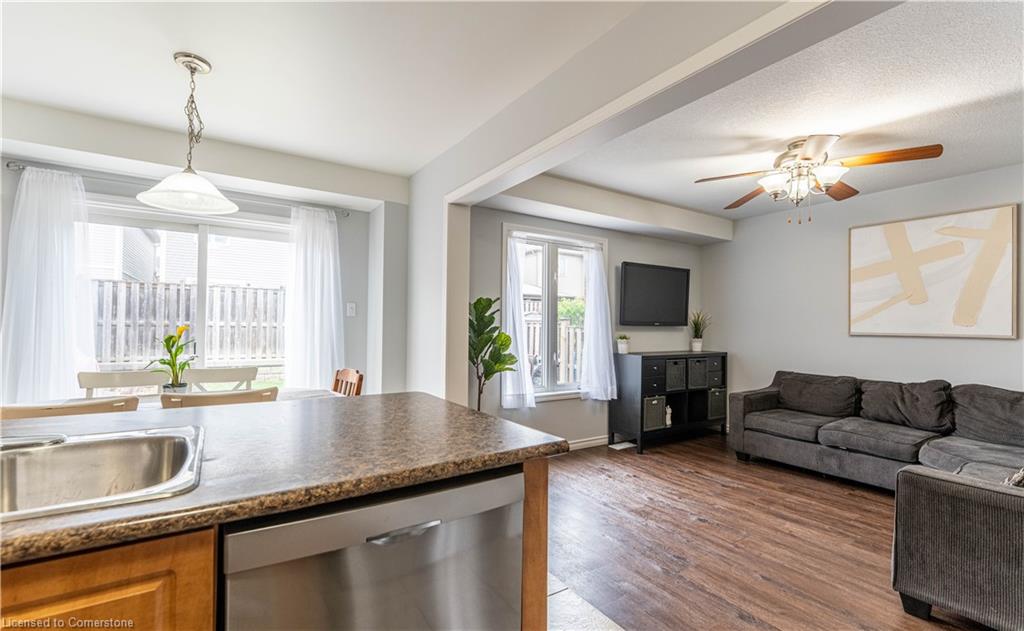 52 Whitwell Way Property Photo 8