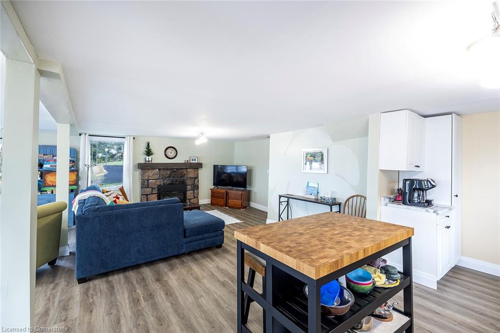 111 Hazel Street Property Photo 5