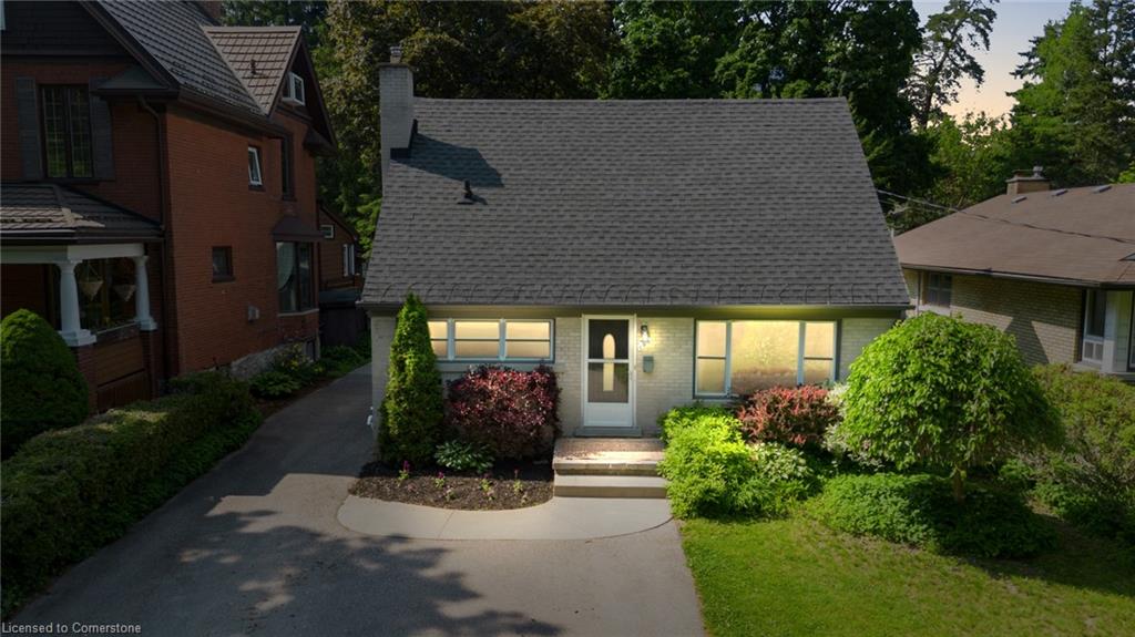 196 Sheldon Avenue N Property Photo 1