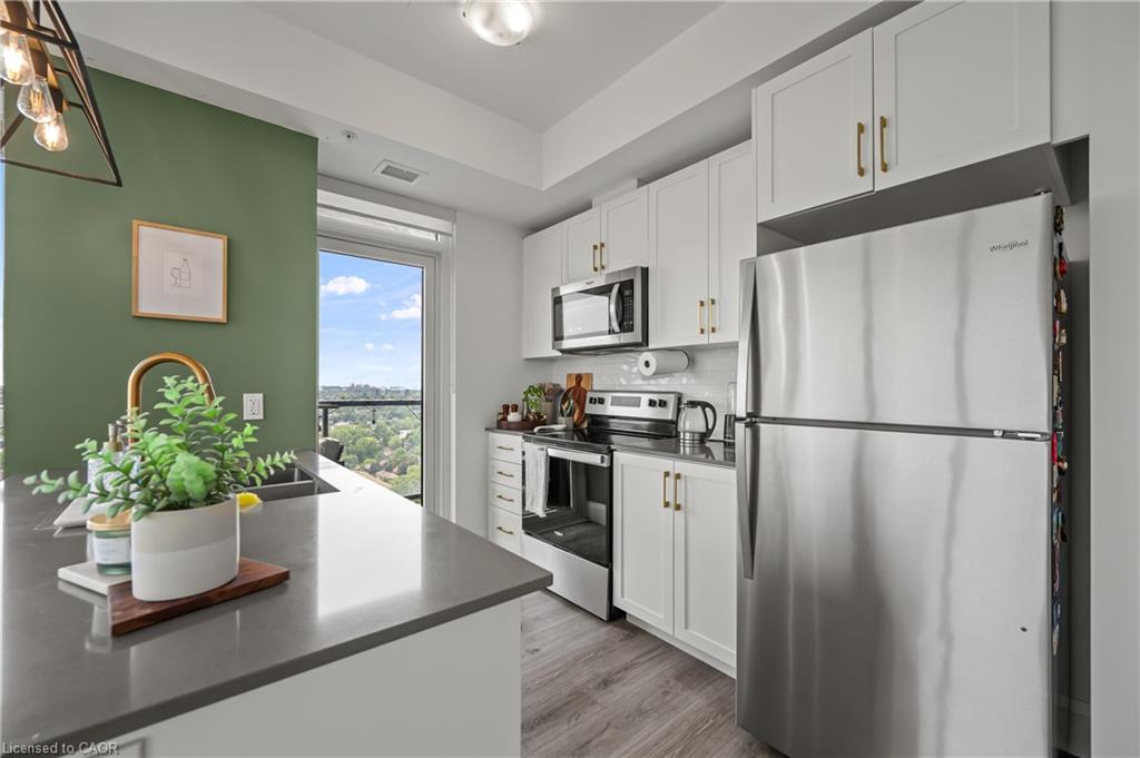 2305-108 Garment Street Property Photo 21