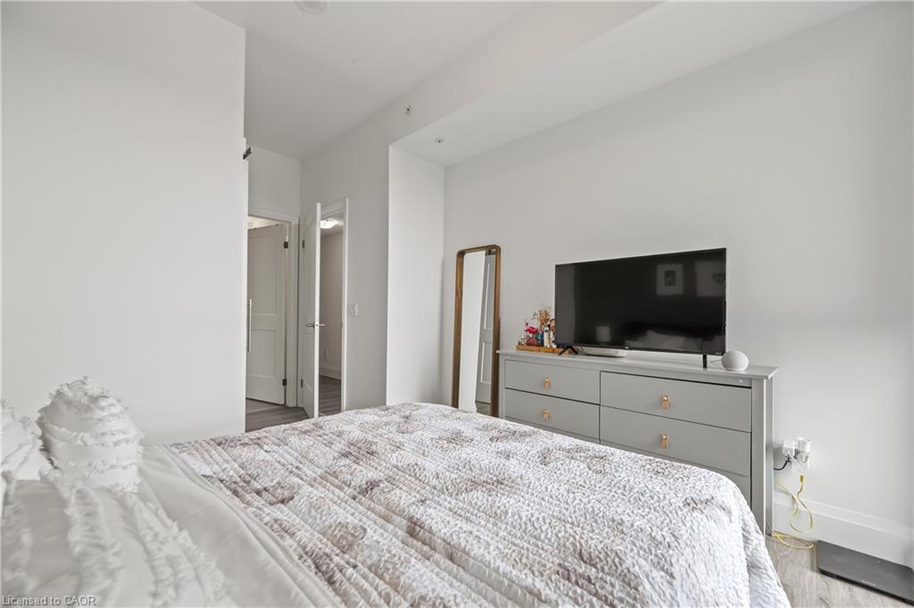 2305-108 Garment Street Property Photo 28