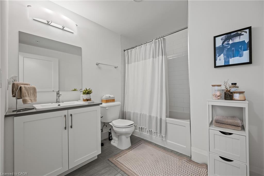 2305-108 Garment Street Property Photo 32