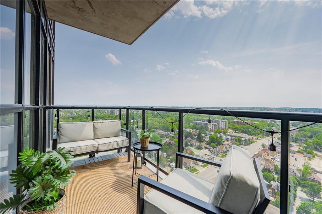 2305-108 Garment Street Property Photo 35