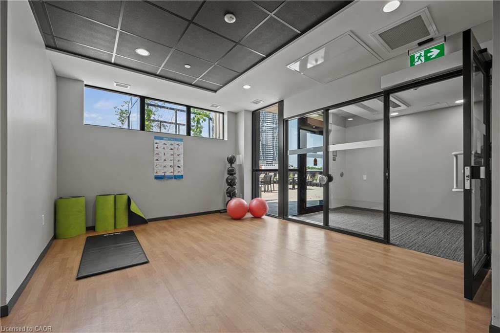 2305-108 Garment Street Property Photo 40