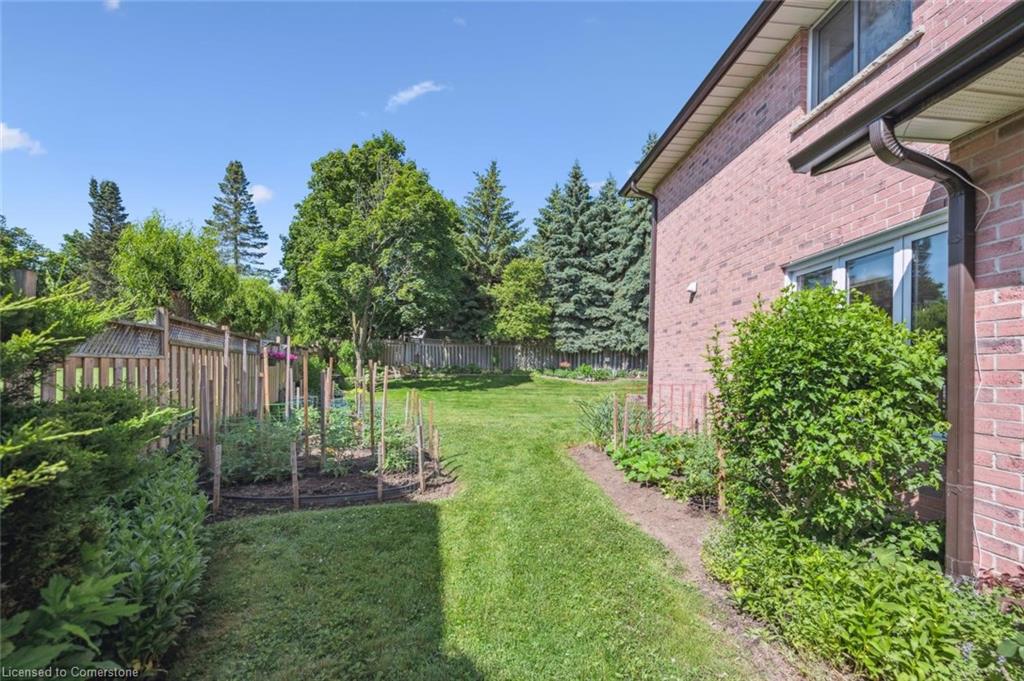 88 Rose Bridge Crescent Property Photo 44
