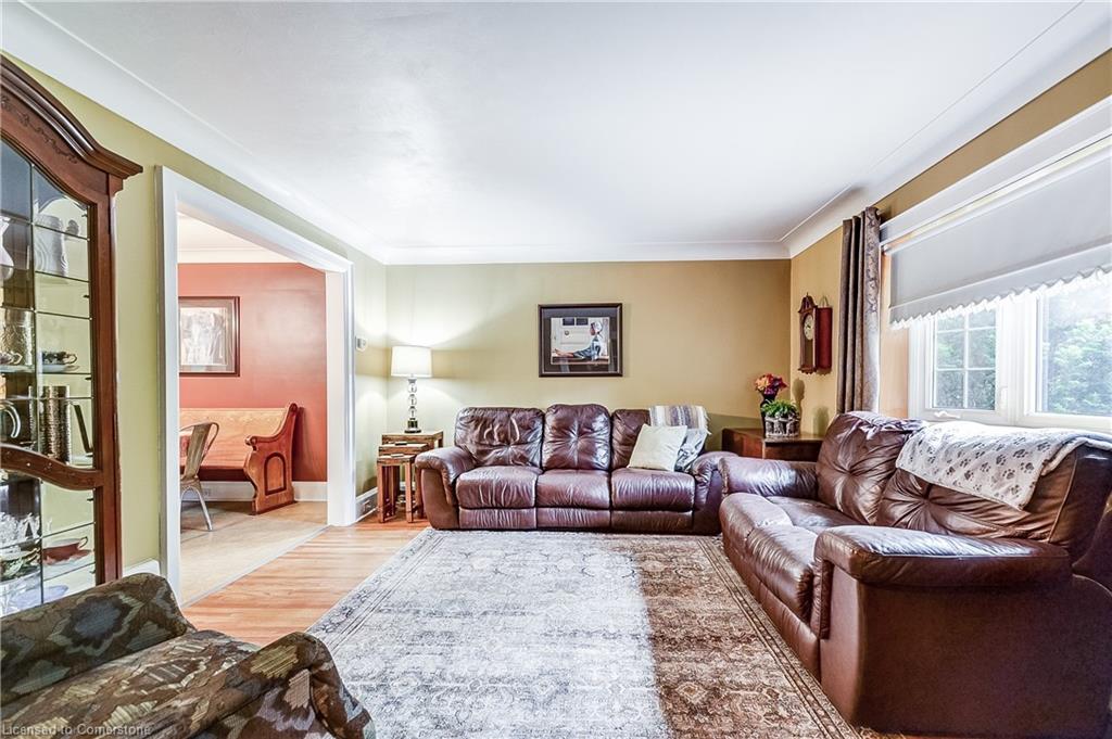 313 Nelson Street Property Photo 5