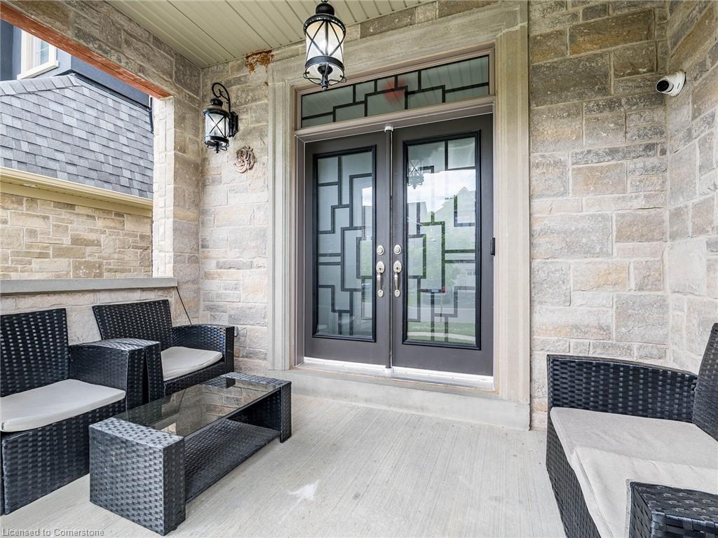 22 Rolling Rock Way Property Photo 3