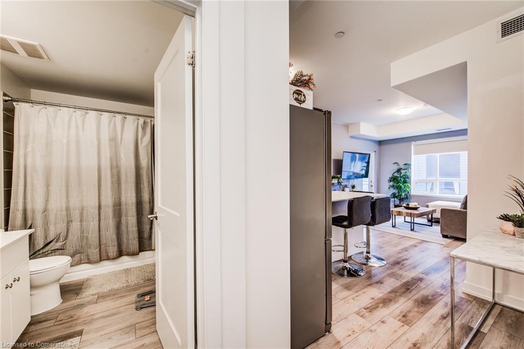 303-255 Northfield Drive E Property Photo 14