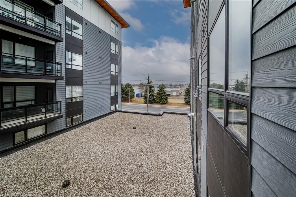 303-255 Northfield Drive E Property Photo 37
