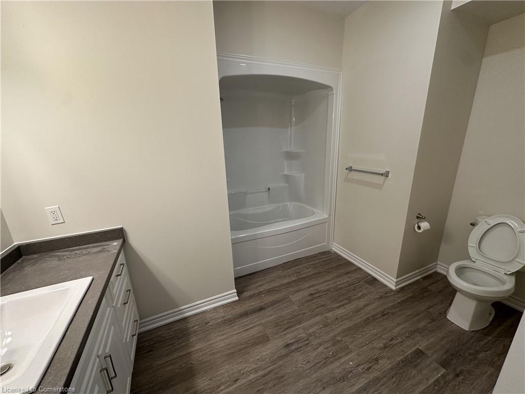 248 Port Colborne Drive Property Photo 11