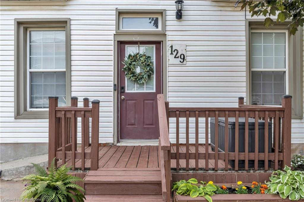 129 Birge Street Property Photo 4