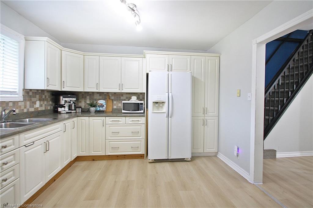 129 Birge Street Property Photo 17