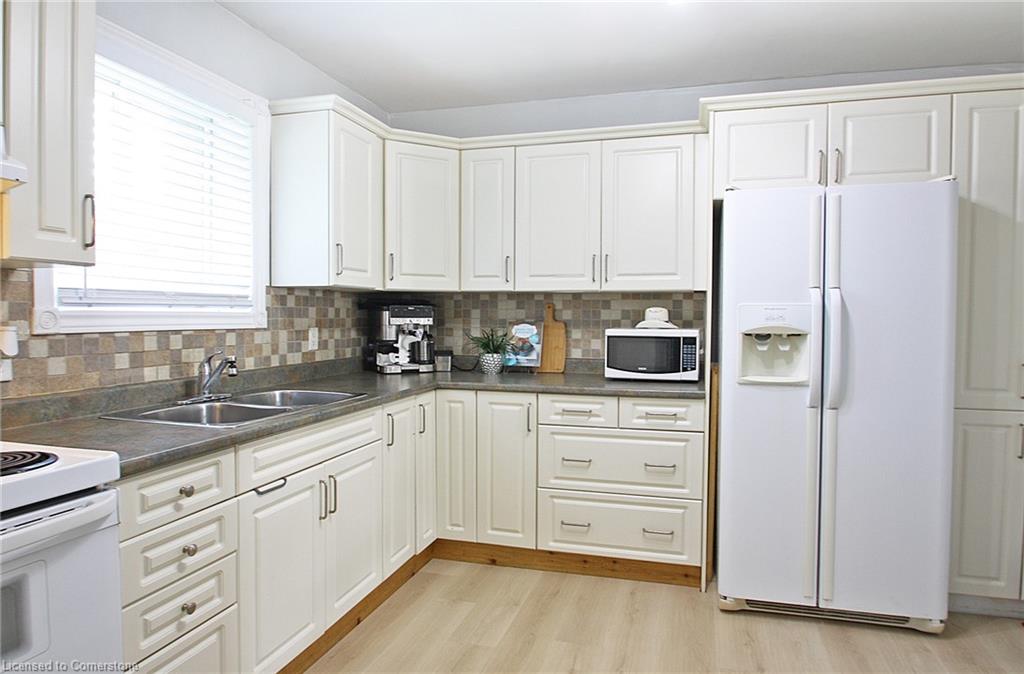 129 Birge Street Property Photo 18