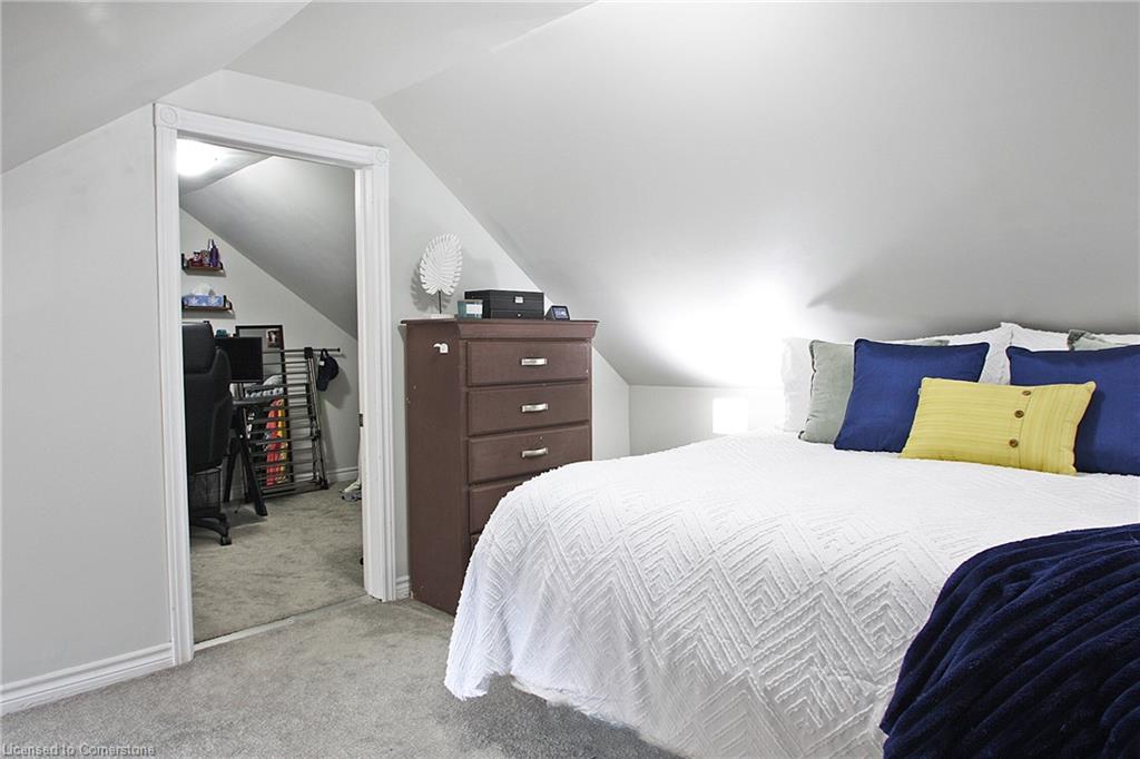 129 Birge Street Property Photo 27