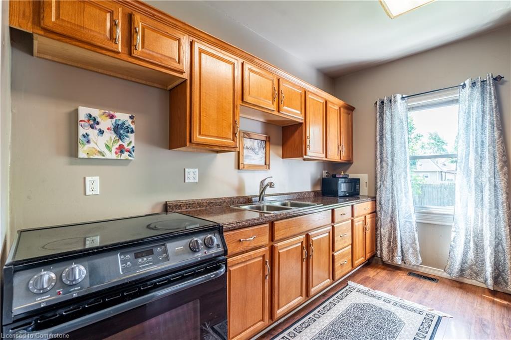 1024 Railroad Avenue Property Photo 19