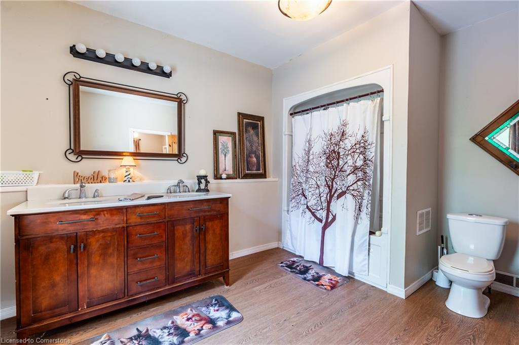1024 Railroad Avenue Property Photo 24