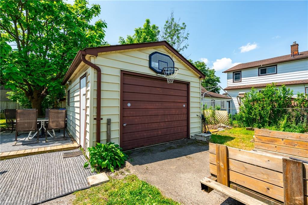 1024 Railroad Avenue Property Photo 34