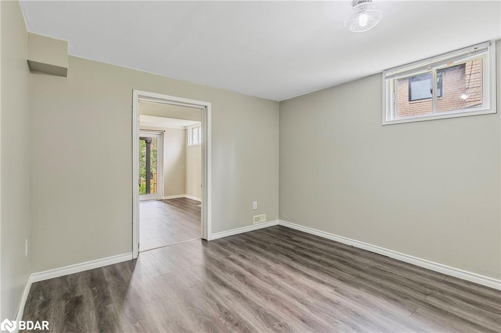 22 Columbia Road Property Photo 28