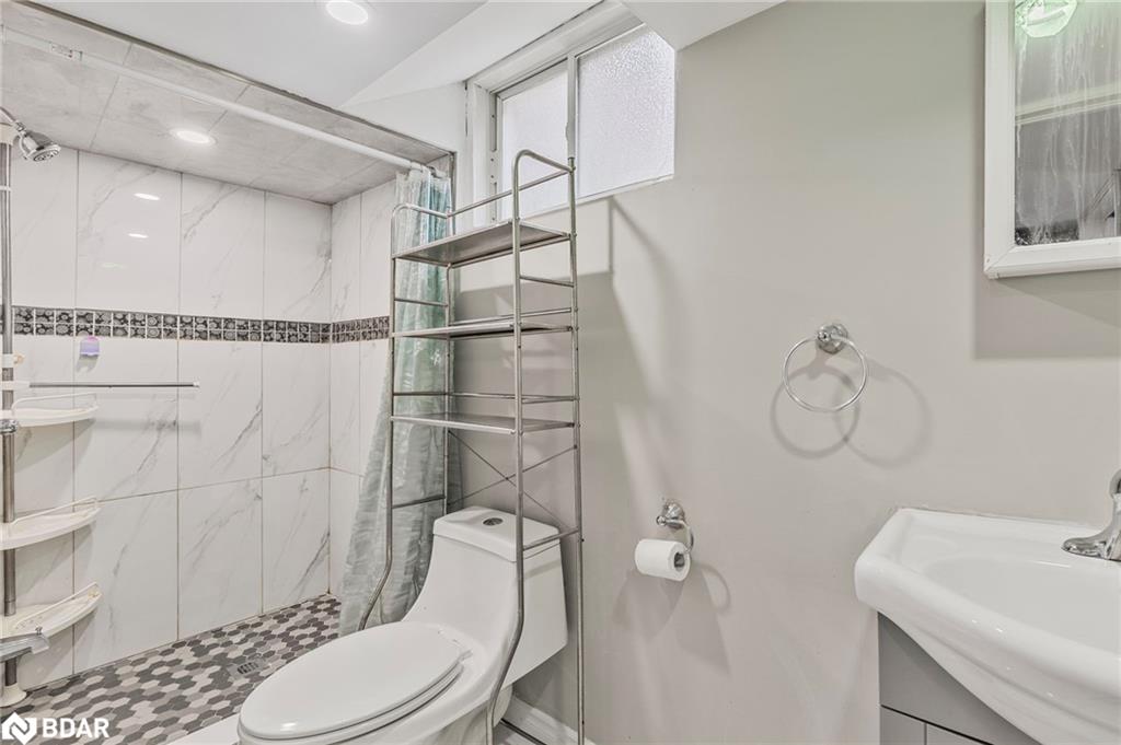 22 Columbia Road Property Photo 36