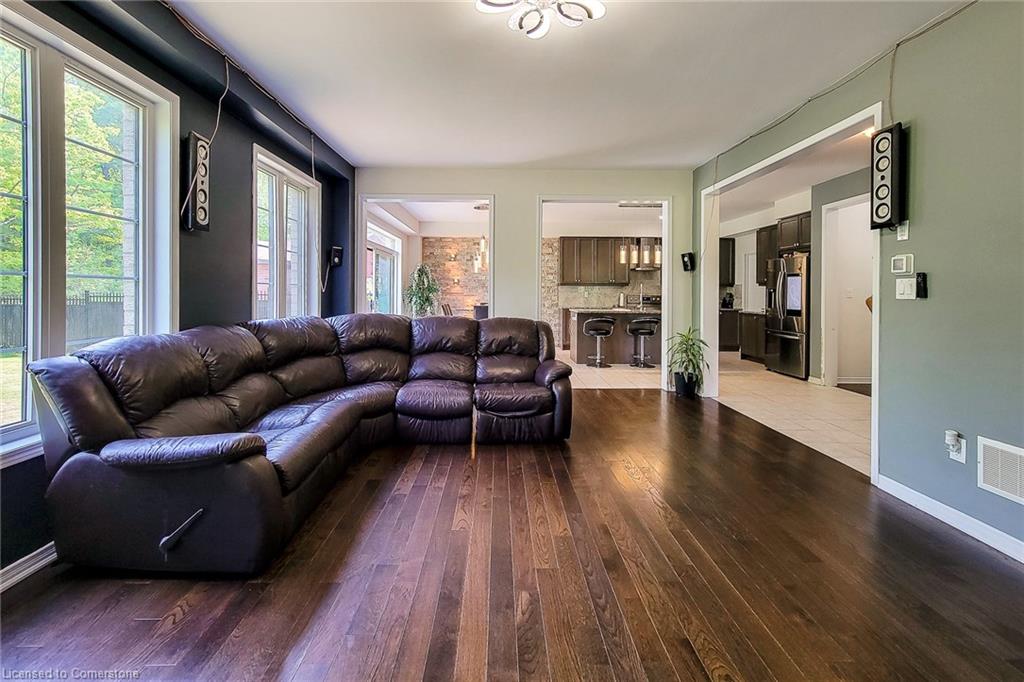 65 Cactus Crescent Property Photo 14