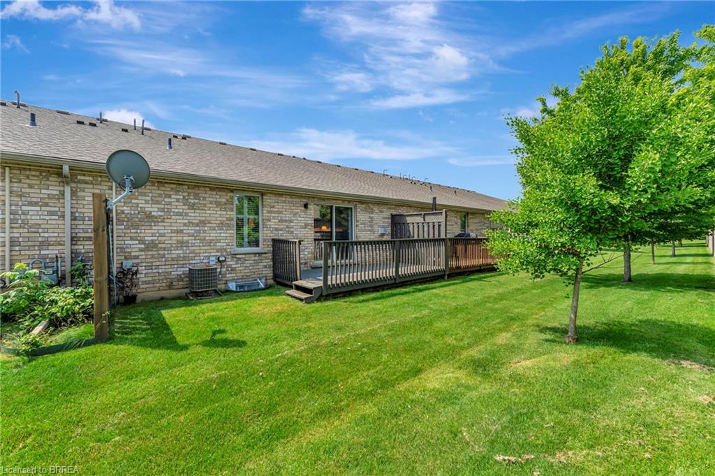25-25 Cobden Court Property Photo 28